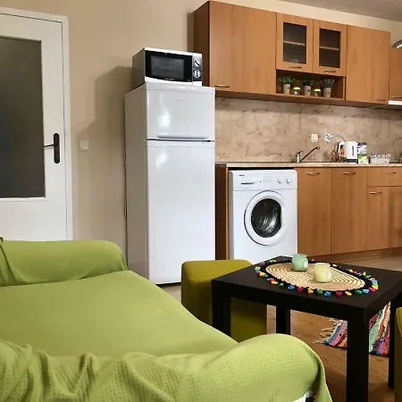 Central Cozy In